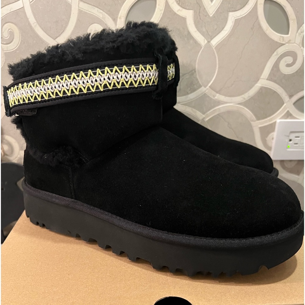 UGG Black Shearling-Lined Short Ankle Boots with Woven Trim